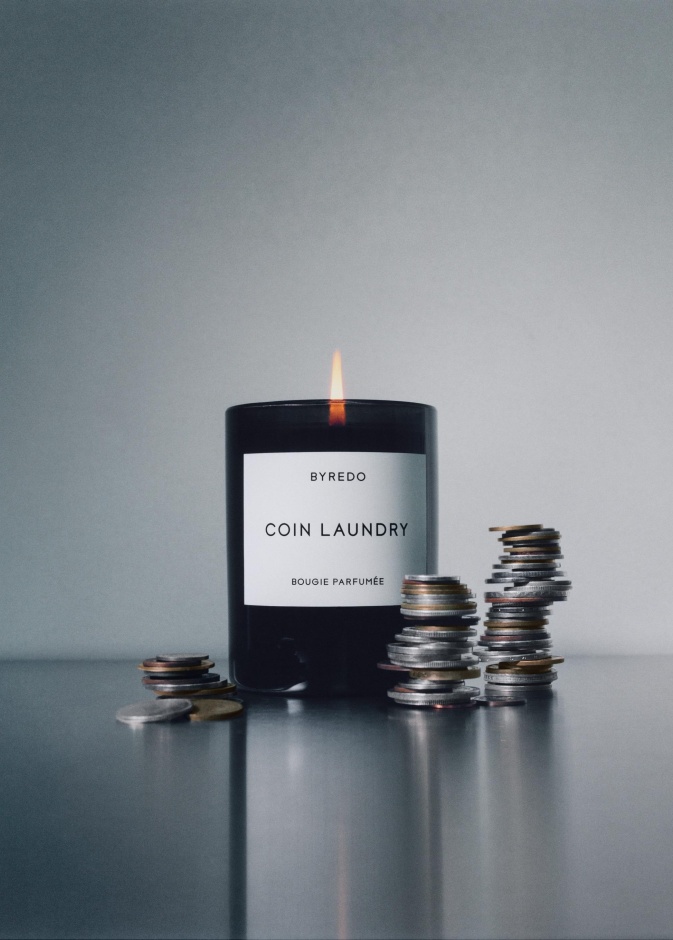 شمعة Coin Laundry من علامة Byredo