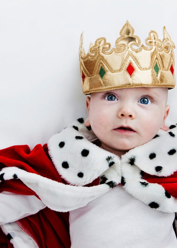 أسماء أولاد نادرة تناسب الولادة في العائلة الملكية