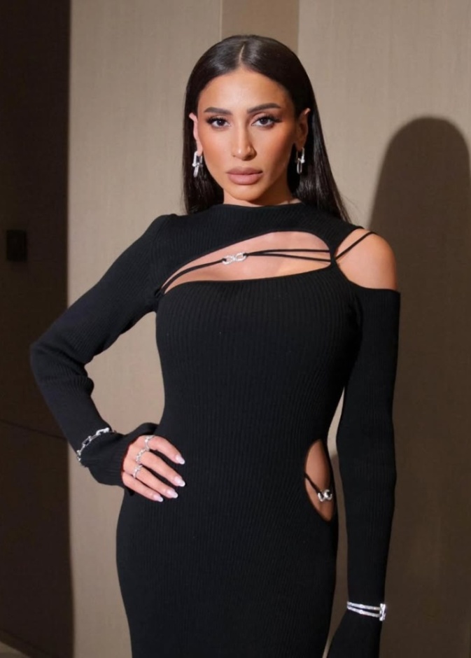 دينا الشربيني 