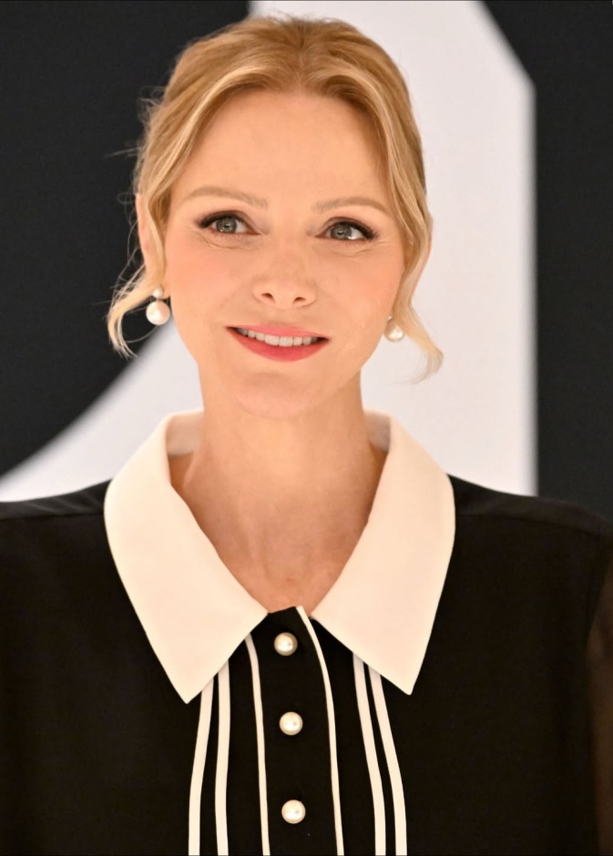 حضور لافت للأميرة شارلين في معرض جويا