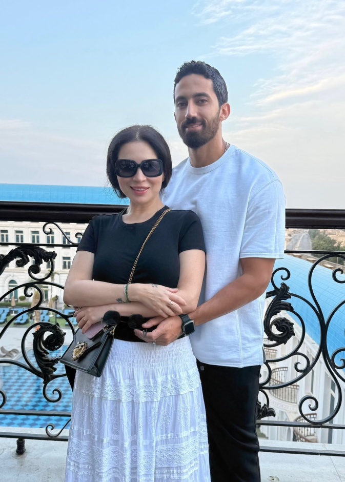 مي عز الدين وزوجها أحمد تيمور