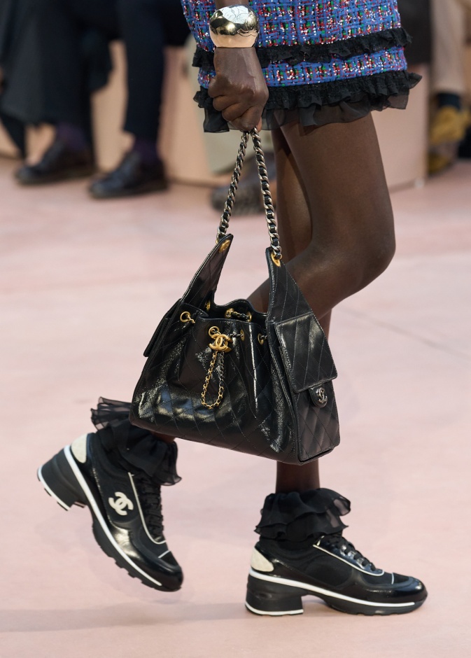 أبرز حقائب شتاء 2025 بأسلوب CHANEL