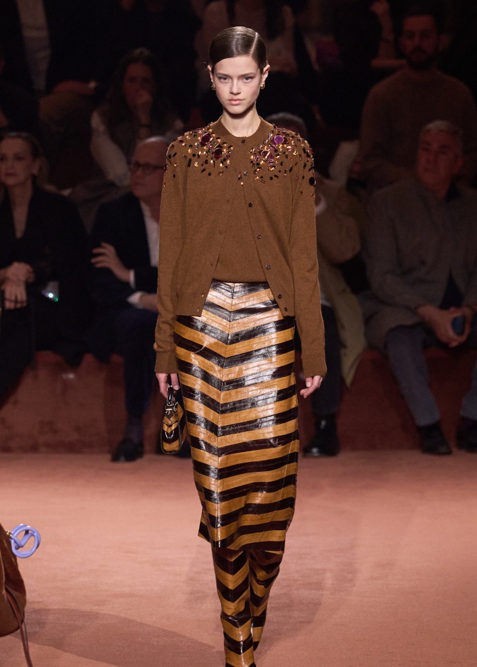 من مجموعة "فندي" Fendi لخريف وشتاء 2025 