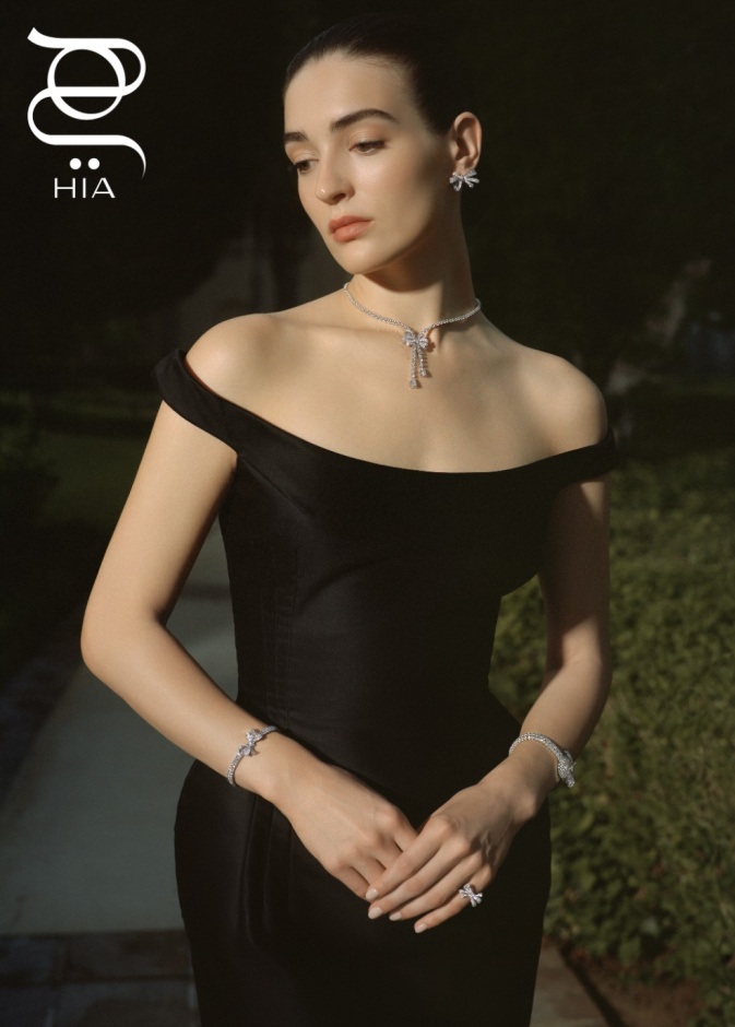 جلسة تصوير مع دار GRAFF بعنوان A Celebration Of Light & Connection