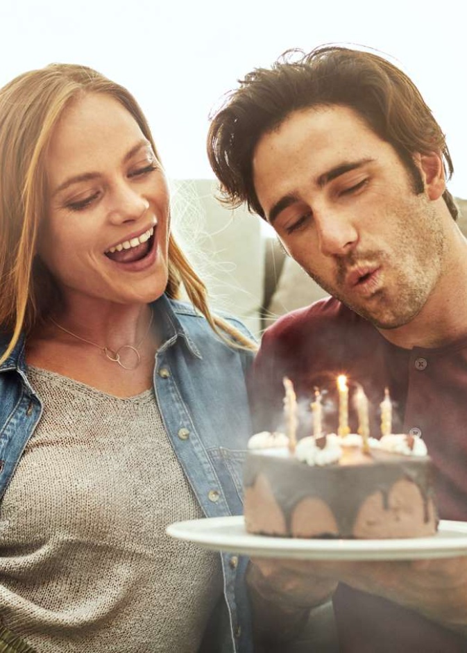 تهنئة عيد الميلاد للزوج والزوجة بكلمات تعبر عن الحب والسعادة