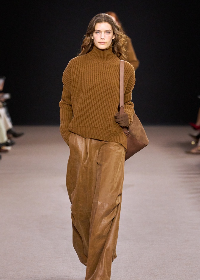 صيحات بناطيل لموسم خريف وشتاء 2025