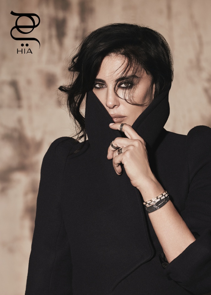 نادين لبكي نجمة عدد نوفمبر من "هي"