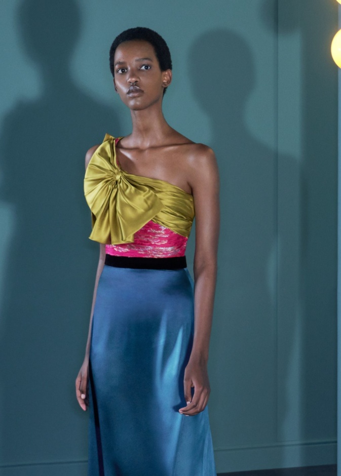 مجموعة فالنتينو Cruise 2026.