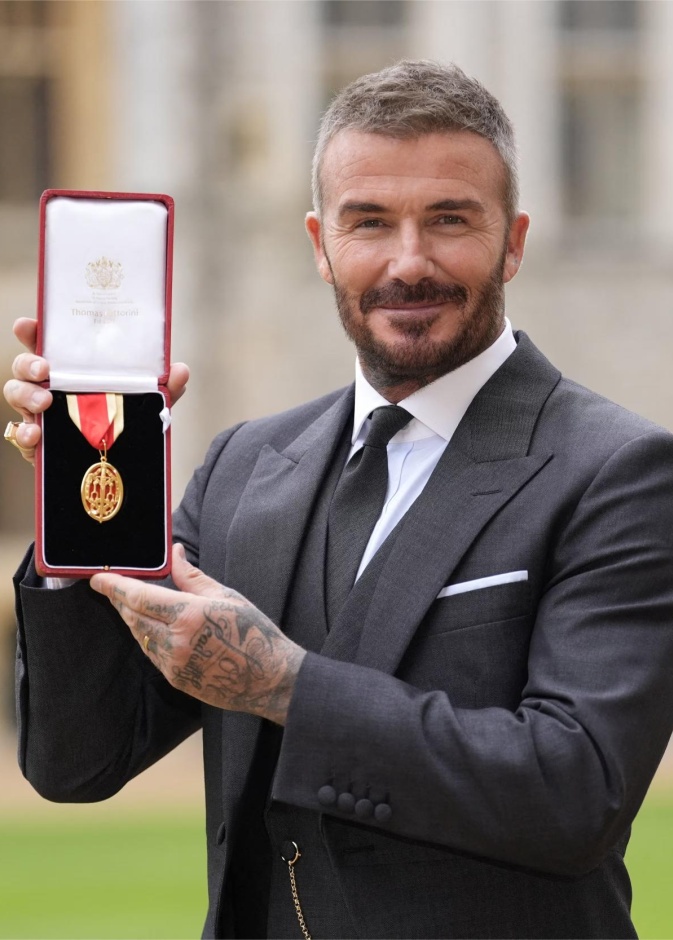 ديفيد بيكهام يتوج بلقب "سير" الملكي