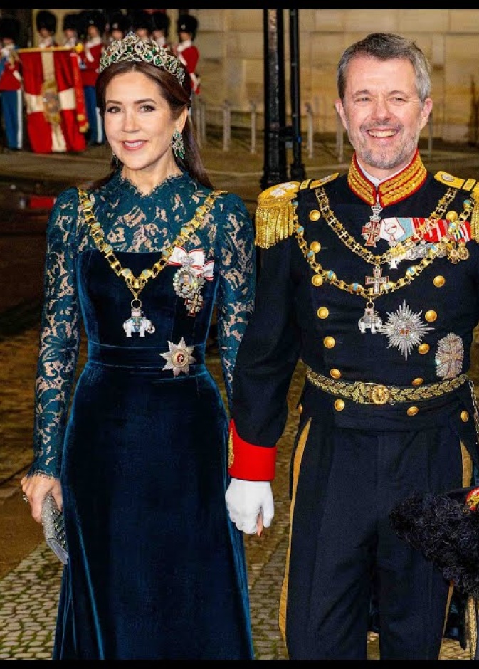 تفاصيل مثيرة لخطط الملك فريدريك والملكة ماري لعيد الميلاد