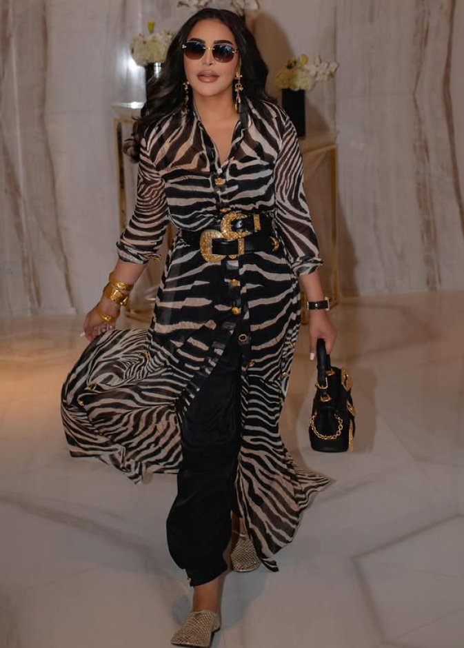 النجمة احلام بفستان بنقشة برية 2025