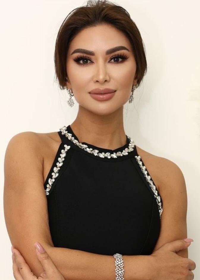 خبيرة البشرة نجلاء الخوند تكشف أسرار تركيب الرموش بطريقة الشعرة شعرة