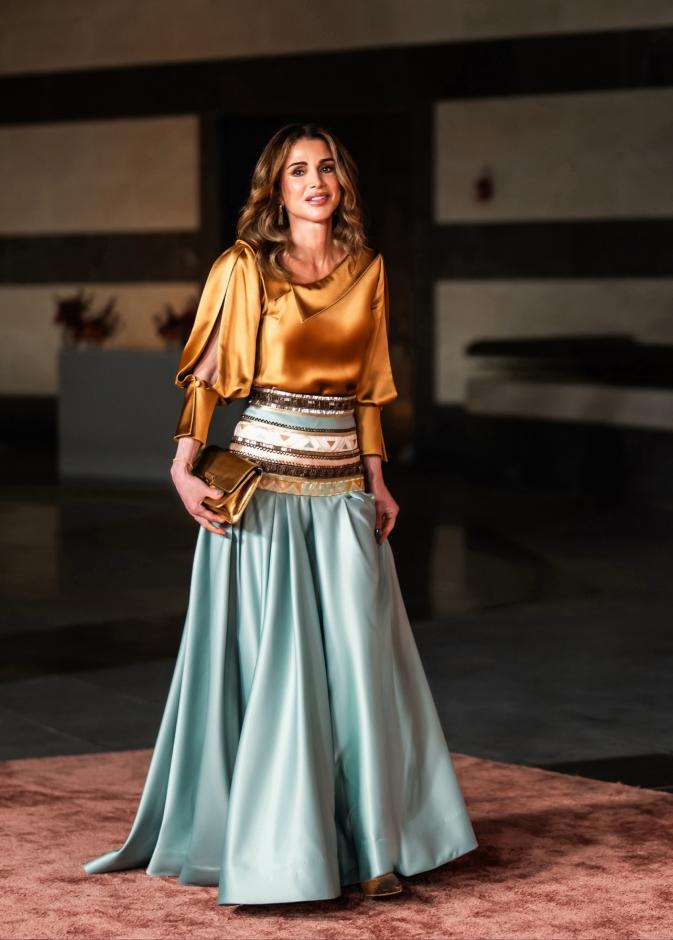 أجمل 10 إطلالات للملكة رانيا العبد الله خلال عام 2025