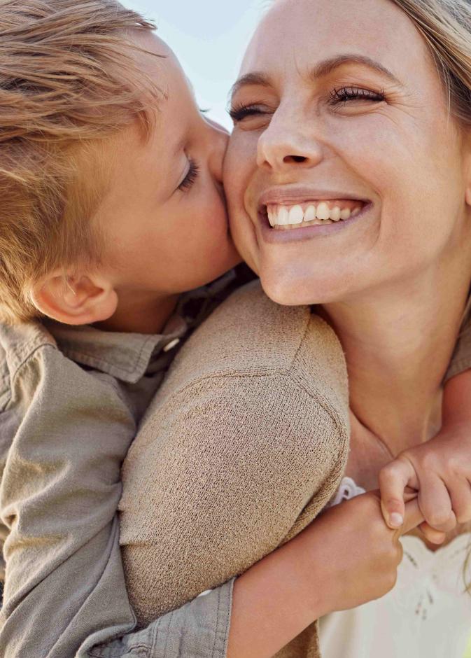 الذكاء العا\في للأم العصرية ينعكس على تربية الطفل بوضوح