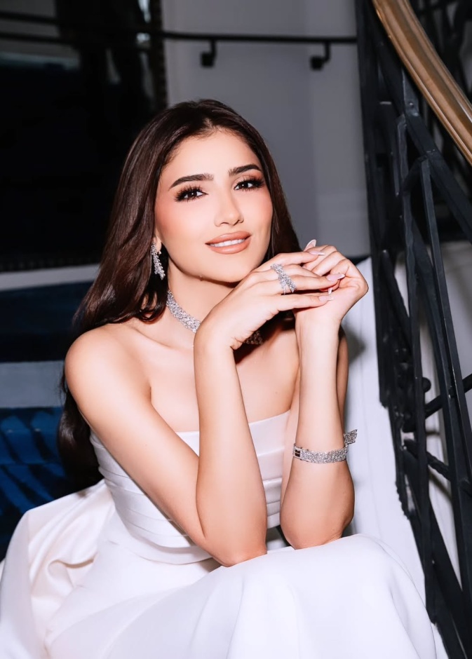 تتبع مي عمر روتين خاص للعناية ببشرتها