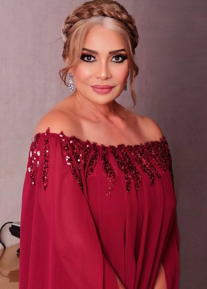 تعتمد سوسن بدر على الشد المائي لتحسين بشرتها