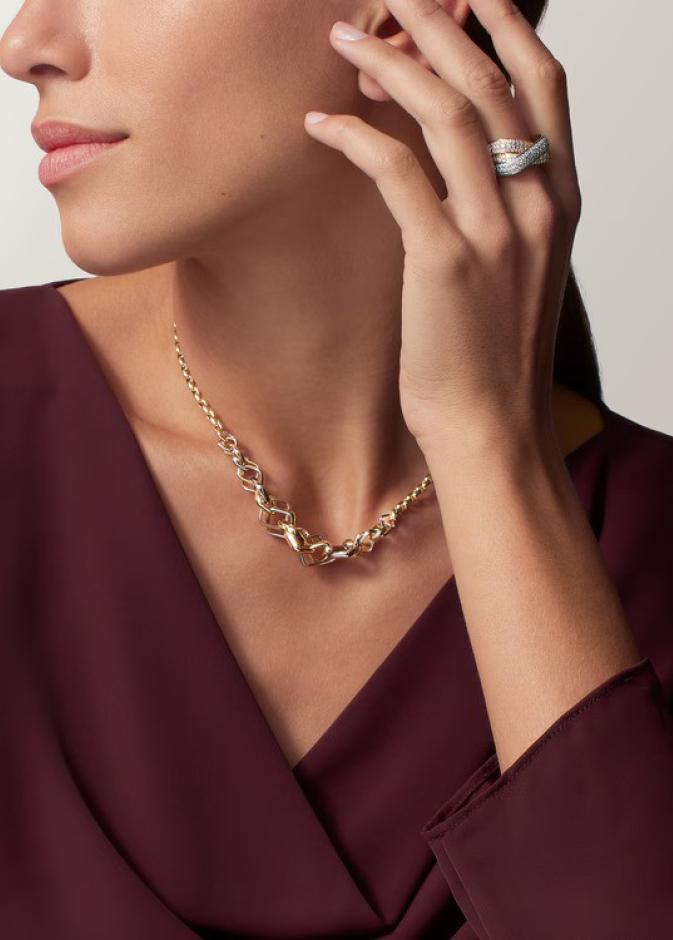 خاتم من مجموعة Trinity