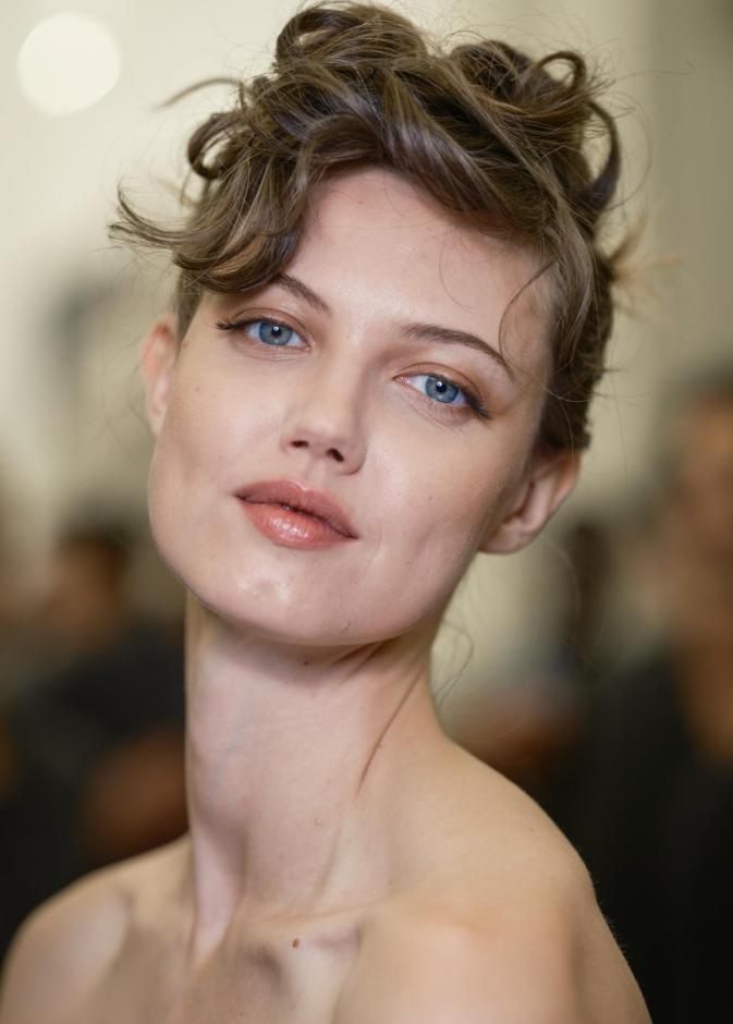 إرث الجدّات.. أفضل زيوت طبيعية للجسم ستمنحك ترطيبًا دون ملمس دهني