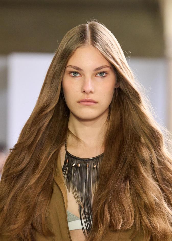  اكتشفي مع هي فوائد الزنجبيل للشعر والتخلص من الشيب على غرار الحضارات القديمة