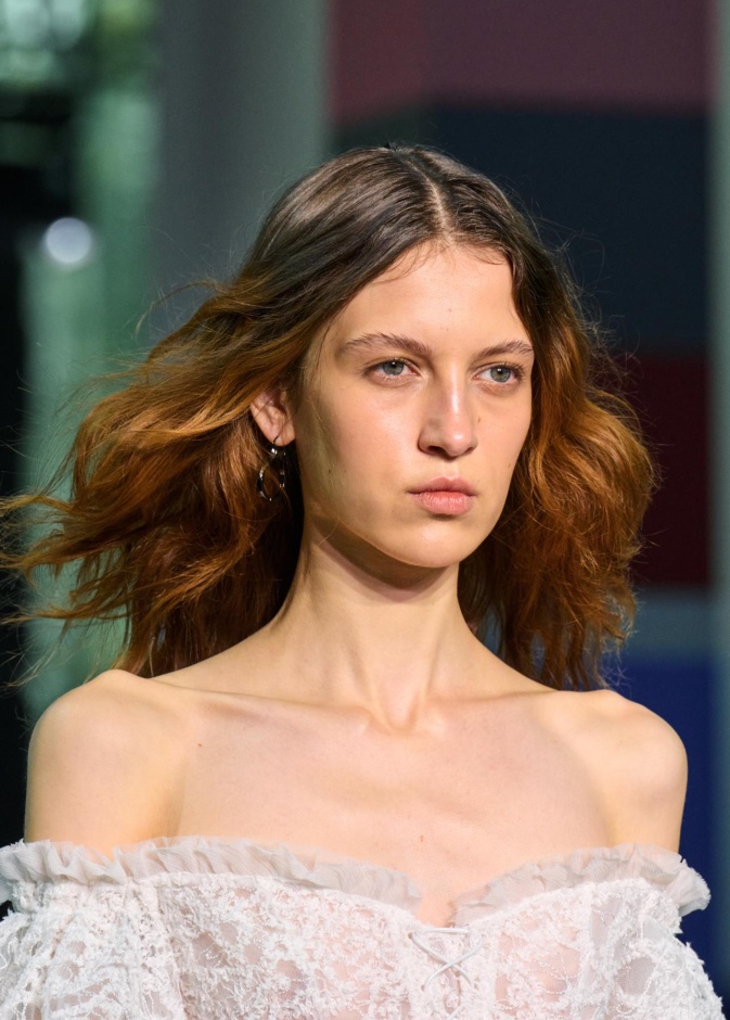  الدكتور طلال لـهي شعركِ يخبركِ بأمراض لم تُشخص بعد.. كيف ذلك؟