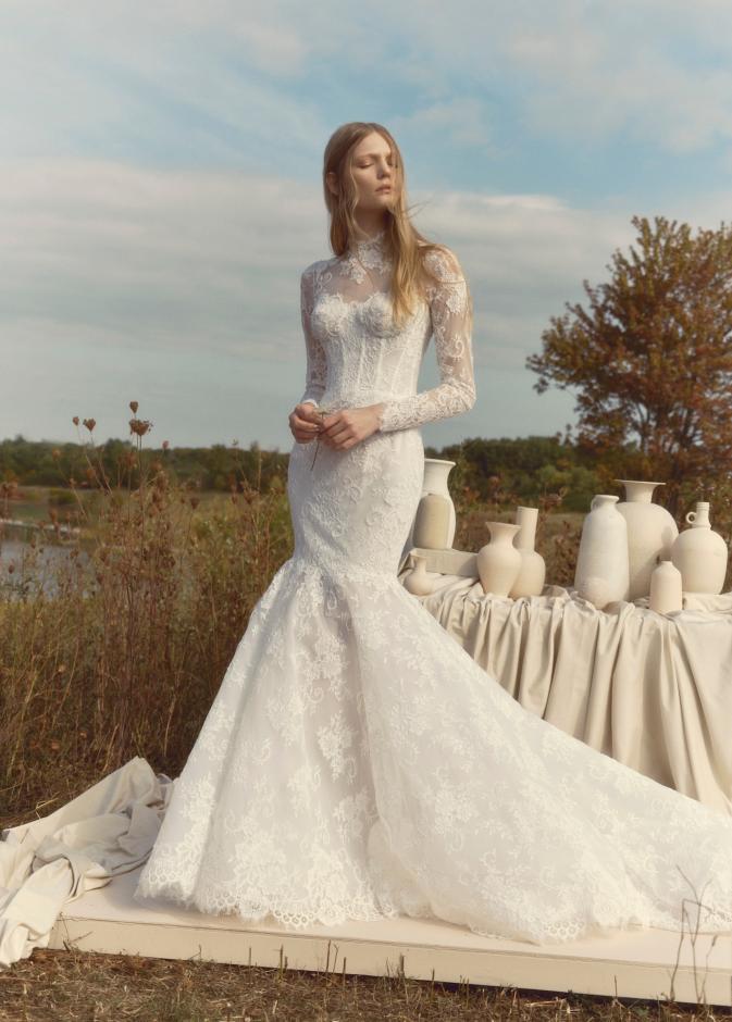 فستان زفاف بتصميم الحورية من دار  Alyne