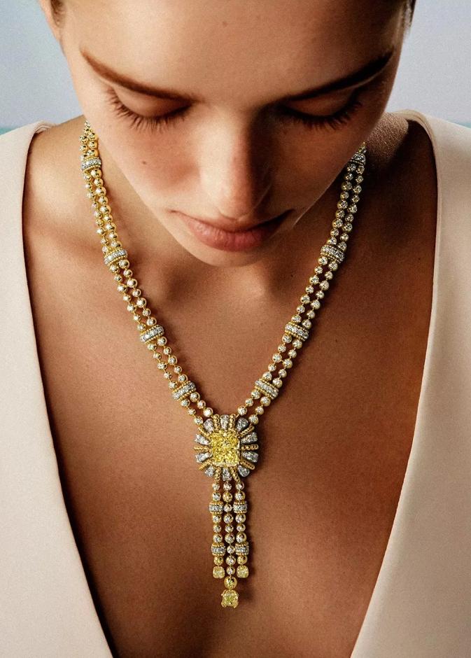 قلادة “Urchin”  ألوان الشمس تحت الماء