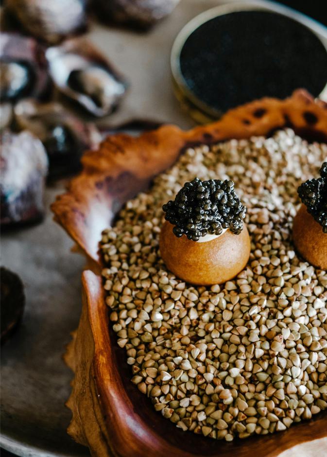 ما هو الكافيار؟ دليل شامل