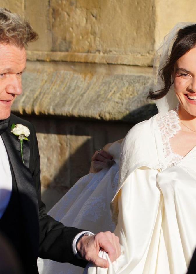 زفاف هولي رامزي وآدم بيتي