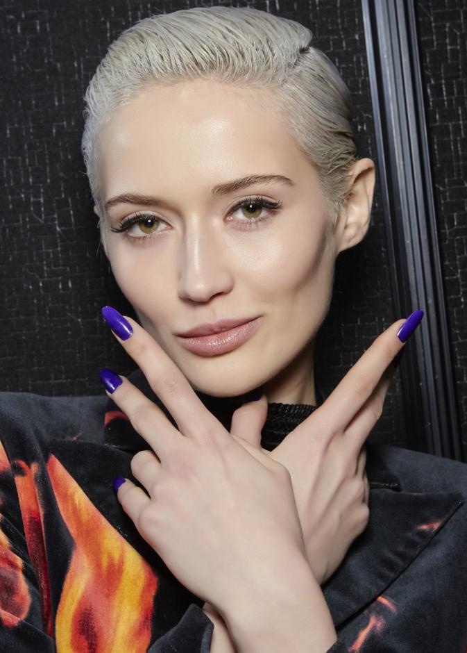 العناية باليدين مع بداية العام