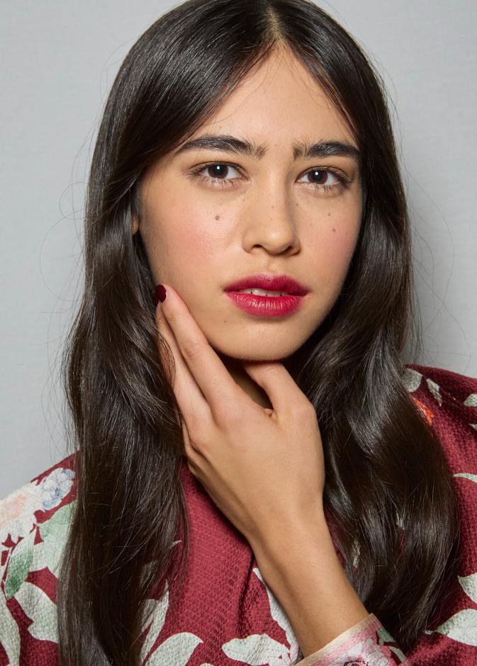 تفتيح المنطقة حول الشفاه