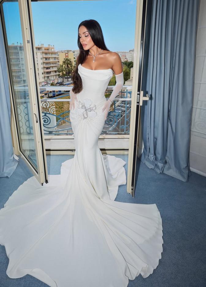 أجمل فساتين سهرة تألقت بها نادين نسيب نجيم عام 2025