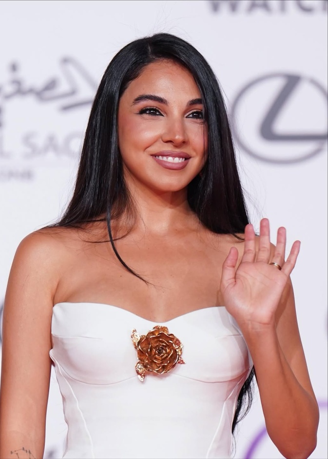 سلمى أبو ضيف 