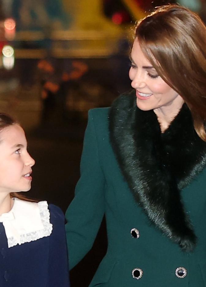 الأميرة شارلوت وكيت ميدلتون