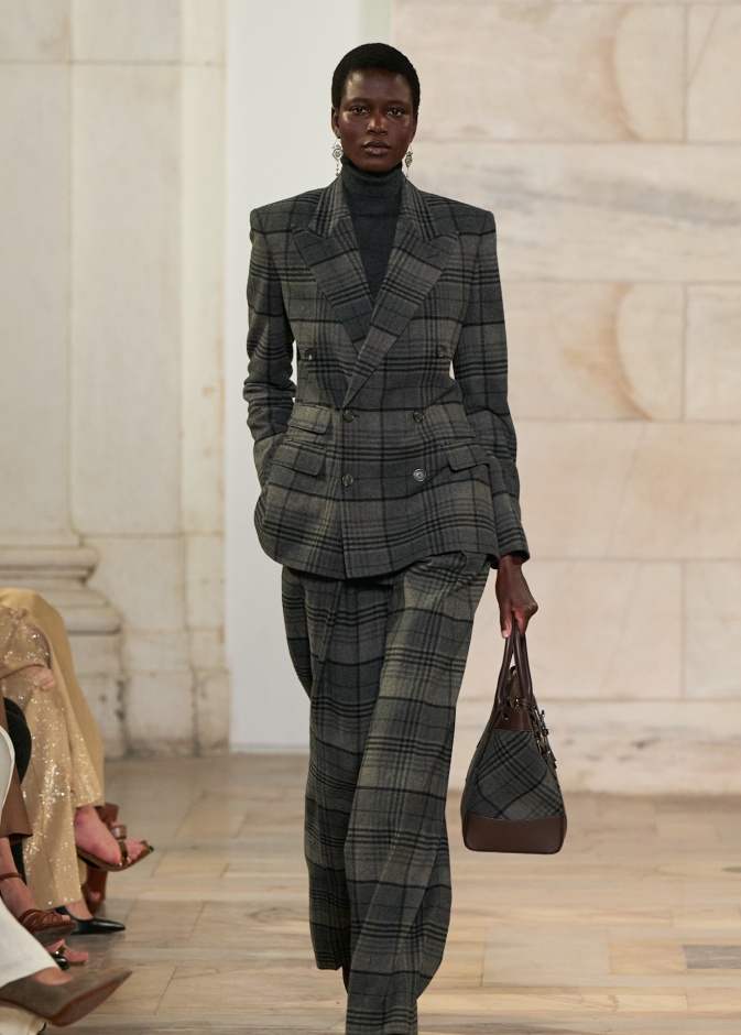 صيحة البدل الرسمية بأسلوب لافت من Ralph LAuren