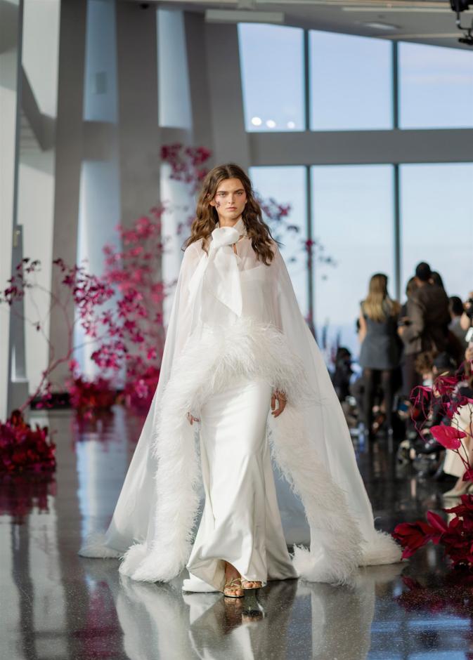 الكاب الريش في مجموعة إيفا لاندال