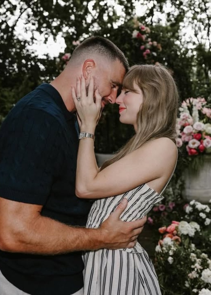 خاتم خطوبة تايلور سويفت وترافيس كيلسي