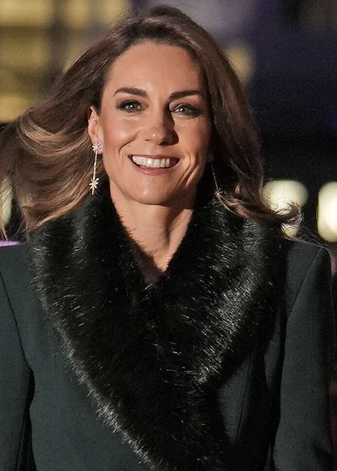 الأميرة كيت "ملكة عيد الميلاد" خلال حفل ترانيم عام 2025