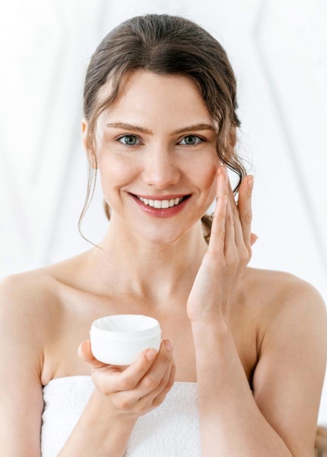 أضيفي مرطب مناسب بعد الإنتهاء من استخدام الماسك الورقي