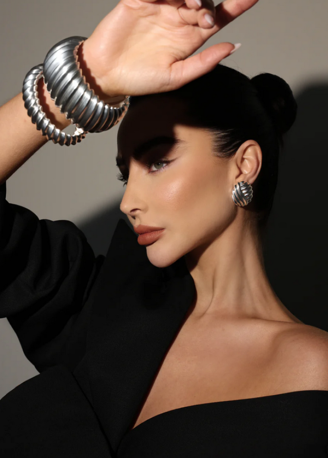 أقراط IXV5S Small Earring Silver  من VALÉRE