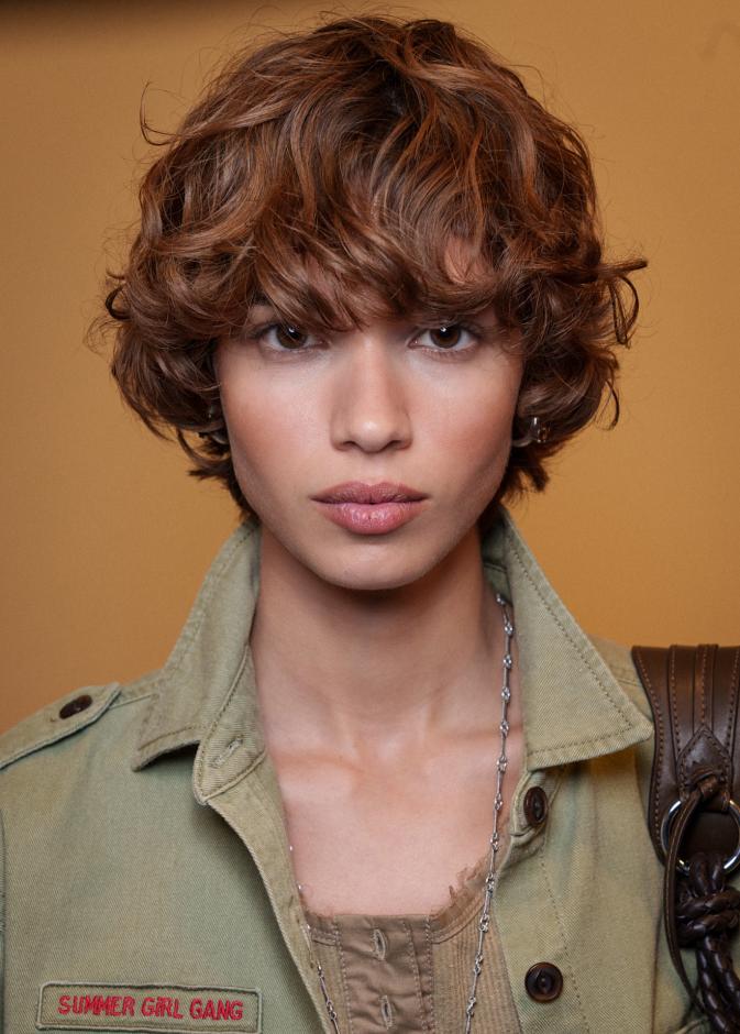 أجمل ألوان صبغات الشعر لتضفي على إطلالتك إشراقة ملفتة