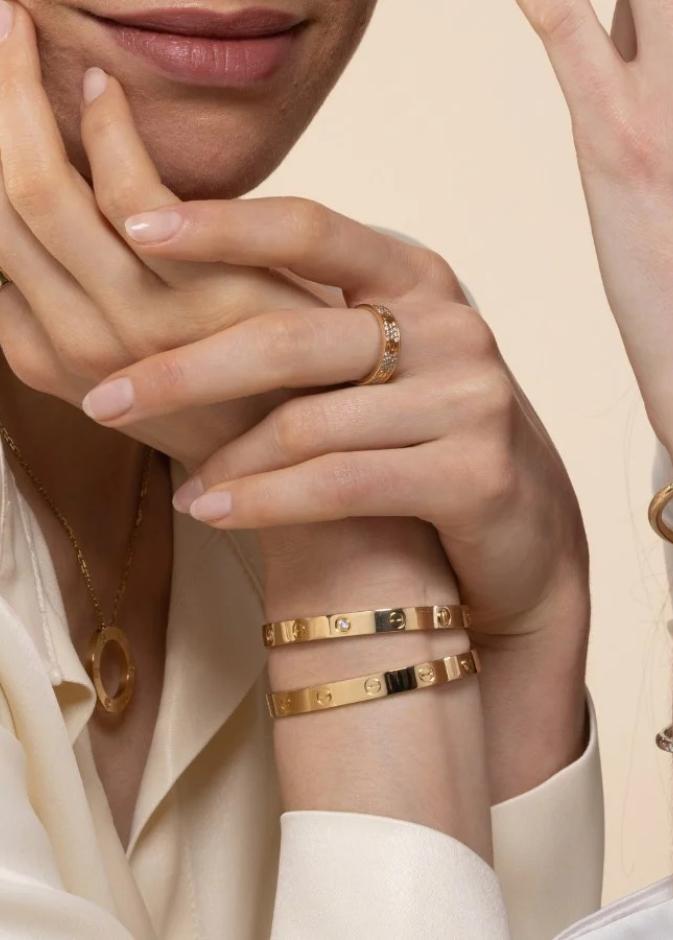 الفرق بين الذهب الأصفر والأبيض والوردي أيهم يناسبك أكثر؟