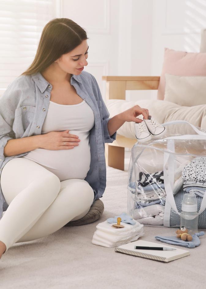 تحضير مستلزمات حقيبة الولادة الشتوية