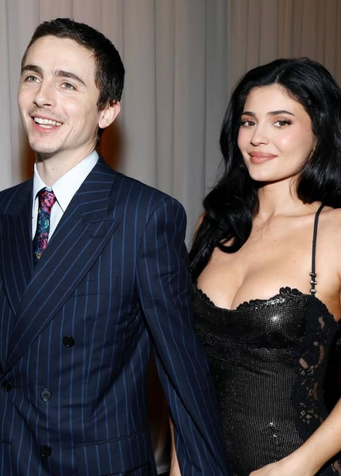 تحية رومانسية لكايلي جينر من تيموثي شالاميه