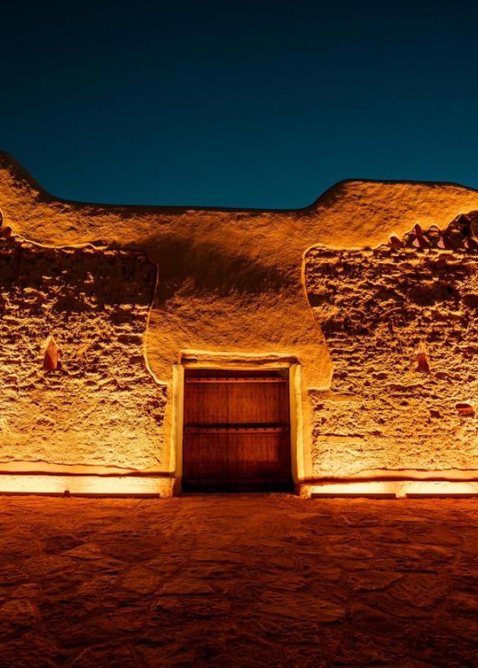 قصر الأمير مشاري بن سعود بن محمد بن مقرن يجسد قيمة "العزوة" لزوار برنامج هل القصور في الدرعية