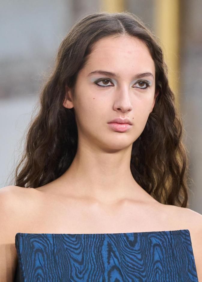 وصفة طبيعية مستوحاة من روتين الملكة كليوباترا لبشرة ناعمة مدى الحياة.. اعتمديها