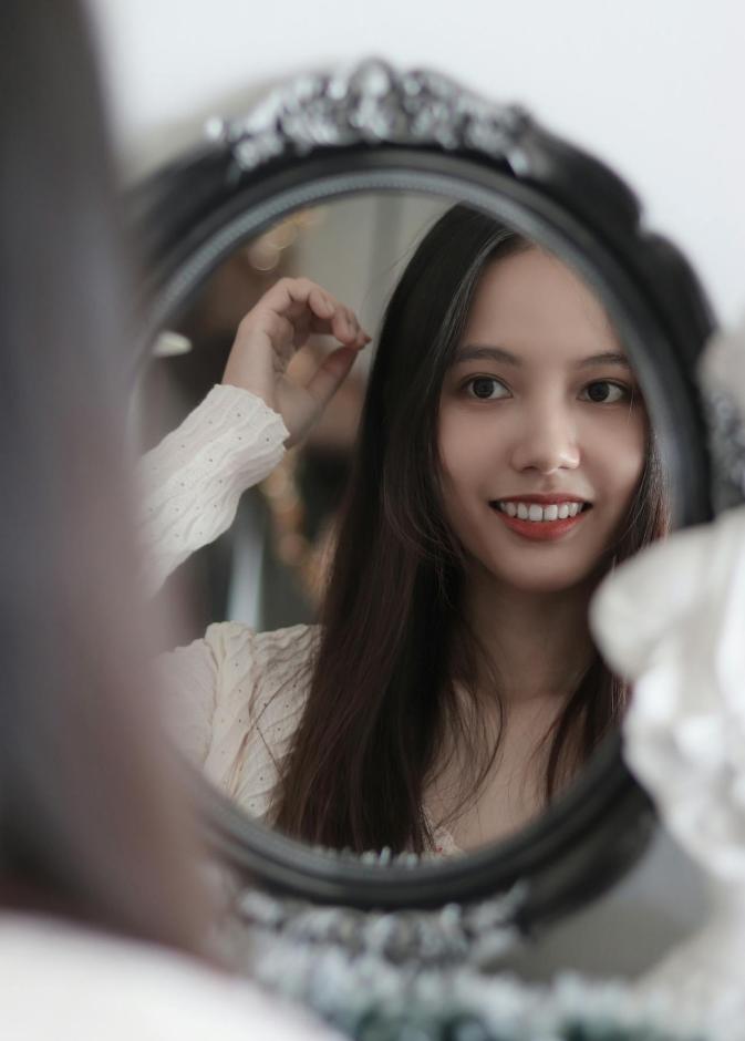 صورتكِ الذاتية الإيجابية مرآة شخصيتكِ المتطورة باتباع هذه الممارسات