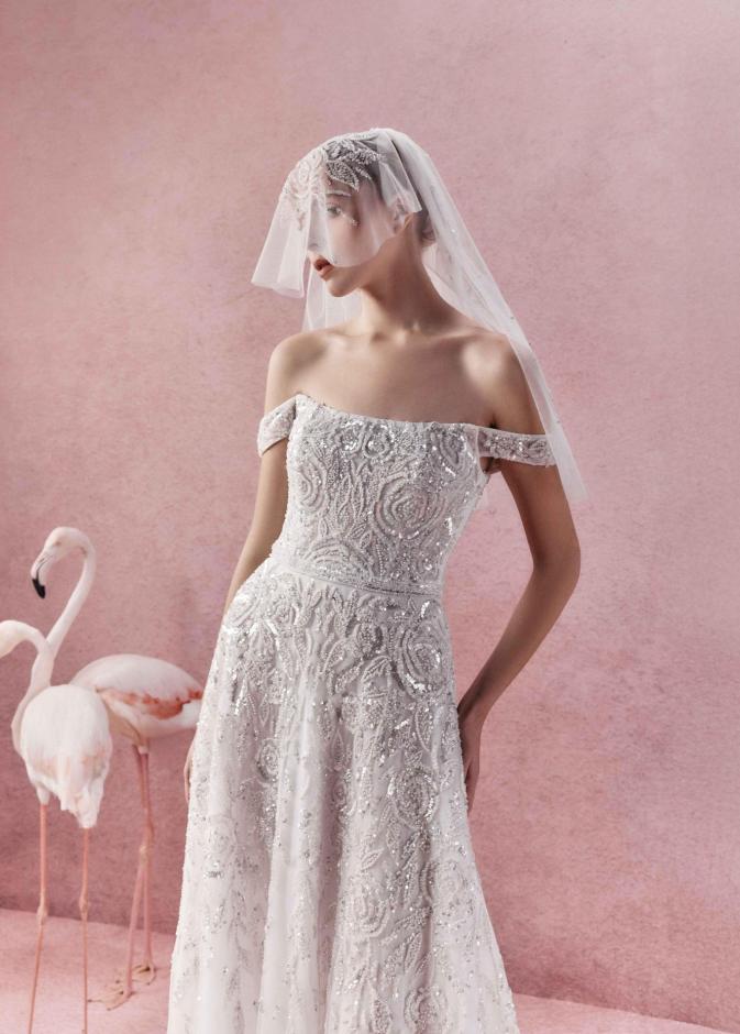 طرحة مزخرفة توقيع المصمم بندي برق