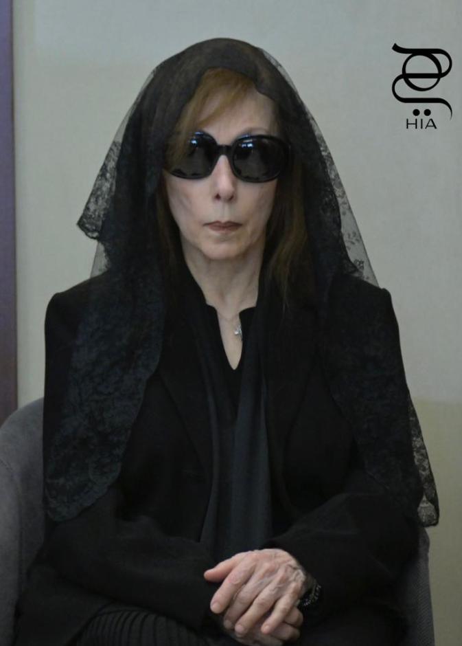 فيروز تتلقى عزاء ابنها زياد