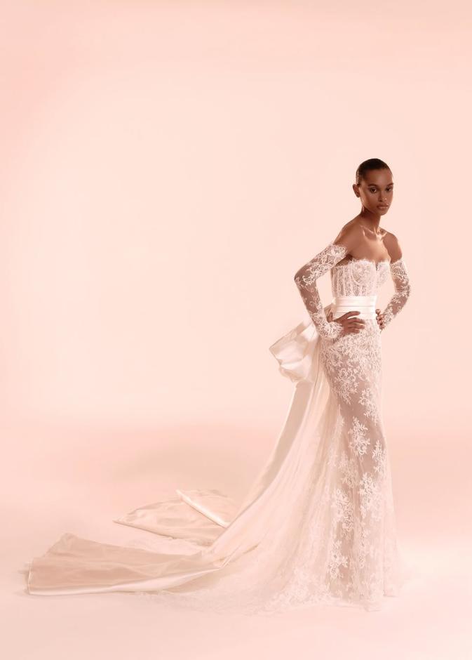 قفازات الدانتيل في عروض زهير مراد لخريف وشتاء 2026