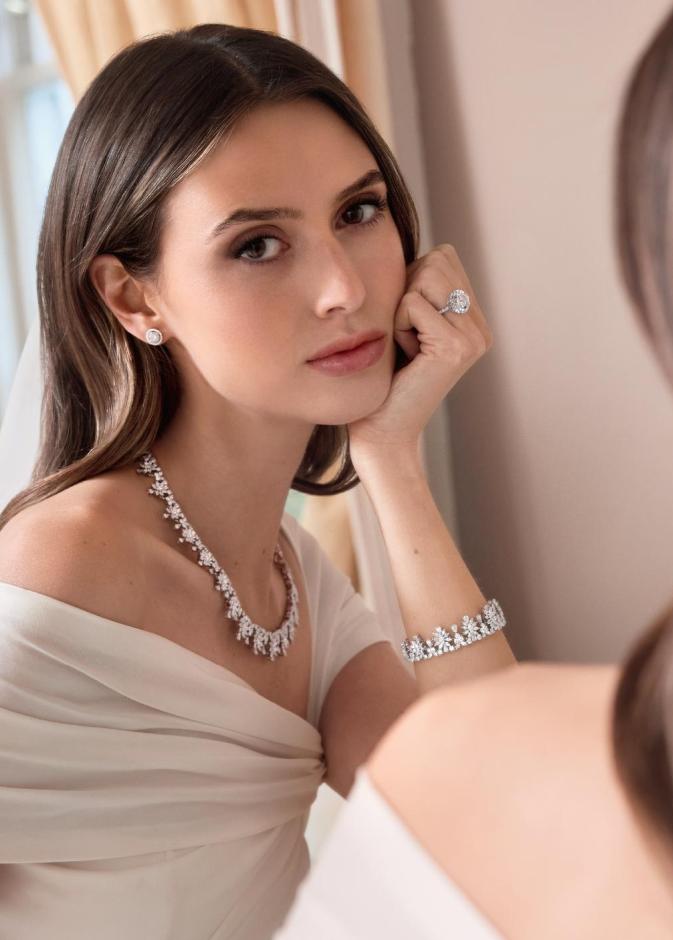 مجوهرات معوض للعروس